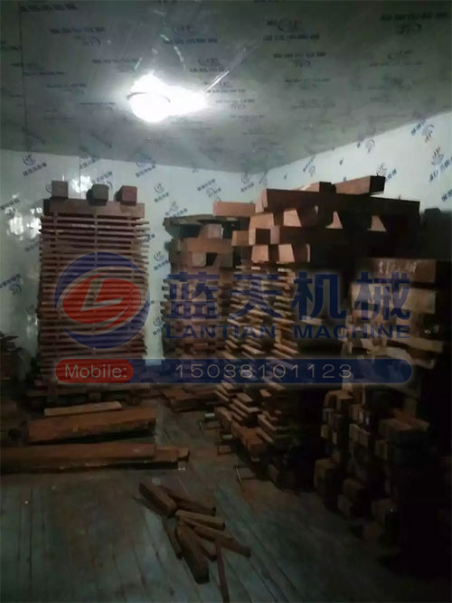 陜西木材烘干機用戶現(xiàn)場